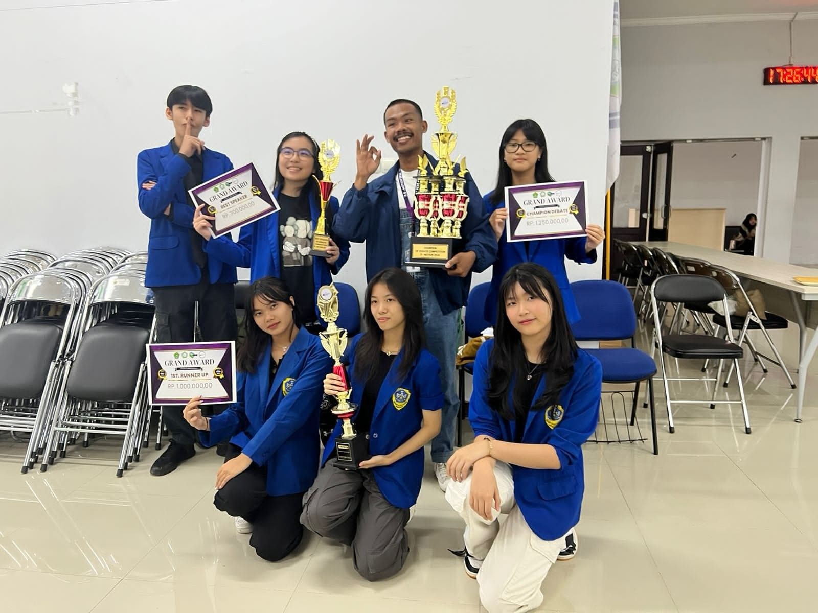 National English Olympiad: SMAK Kesuma Mataram Excels in Olympiad and Debate