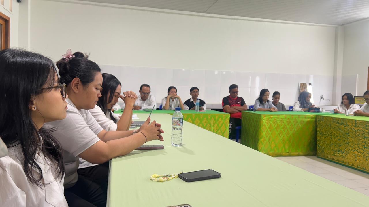 Diseminasi Pelaksanaan Ujian Sekolah : Meningkatkan Pemahaman Siswa dan Profesionalisme Guru  (#Cerdas Beretika Cakap Berbhinneka)