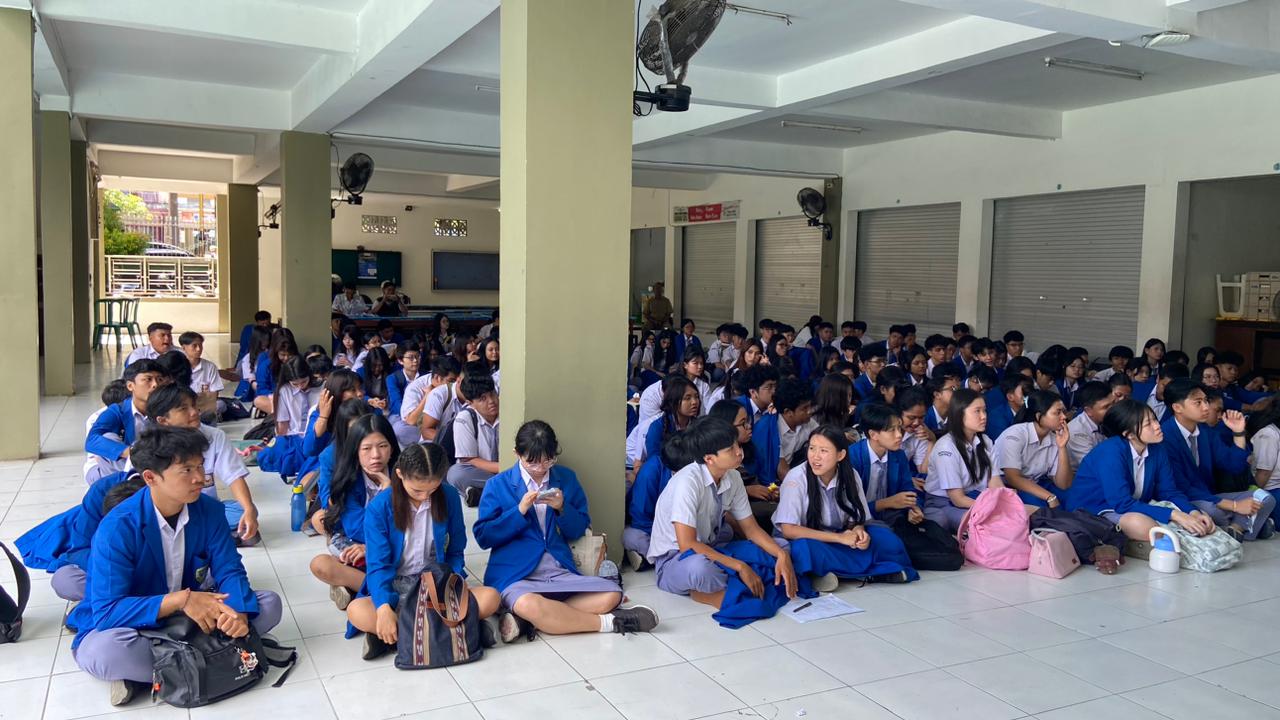 Diseminasi Pelaksanaan Ujian Sekolah : Meningkatkan Pemahaman Siswa dan Profesionalisme Guru  (#Cerdas Beretika Cakap Berbhinneka)